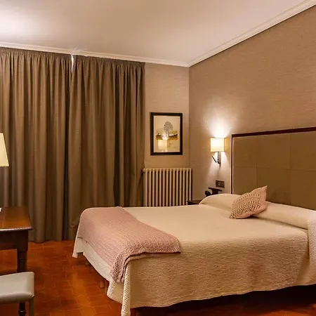 Dona Juana بيت ضيافة 3*